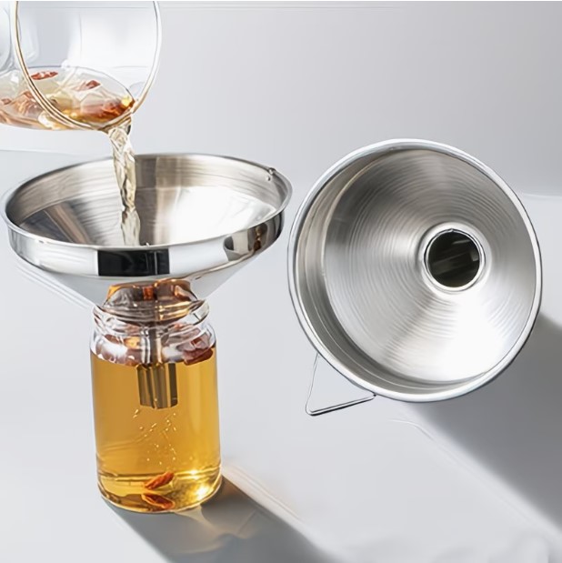 1pc High Grade Stainless Steel Funnel with Strainer